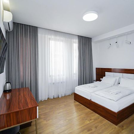 Hotel Type Rooms On Avenue Melikishvili, City Center 第比利斯 外观 照片