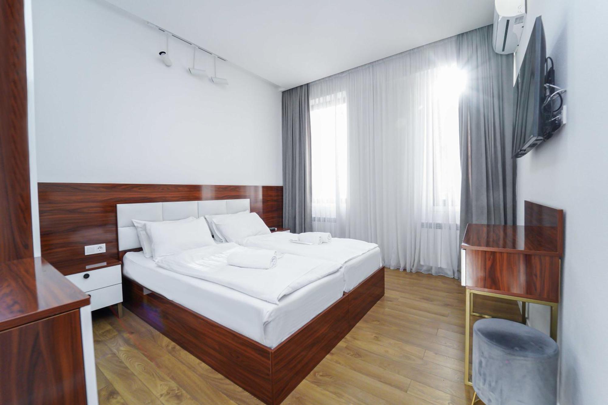Hotel Type Rooms On Avenue Melikishvili, City Center 第比利斯 外观 照片
