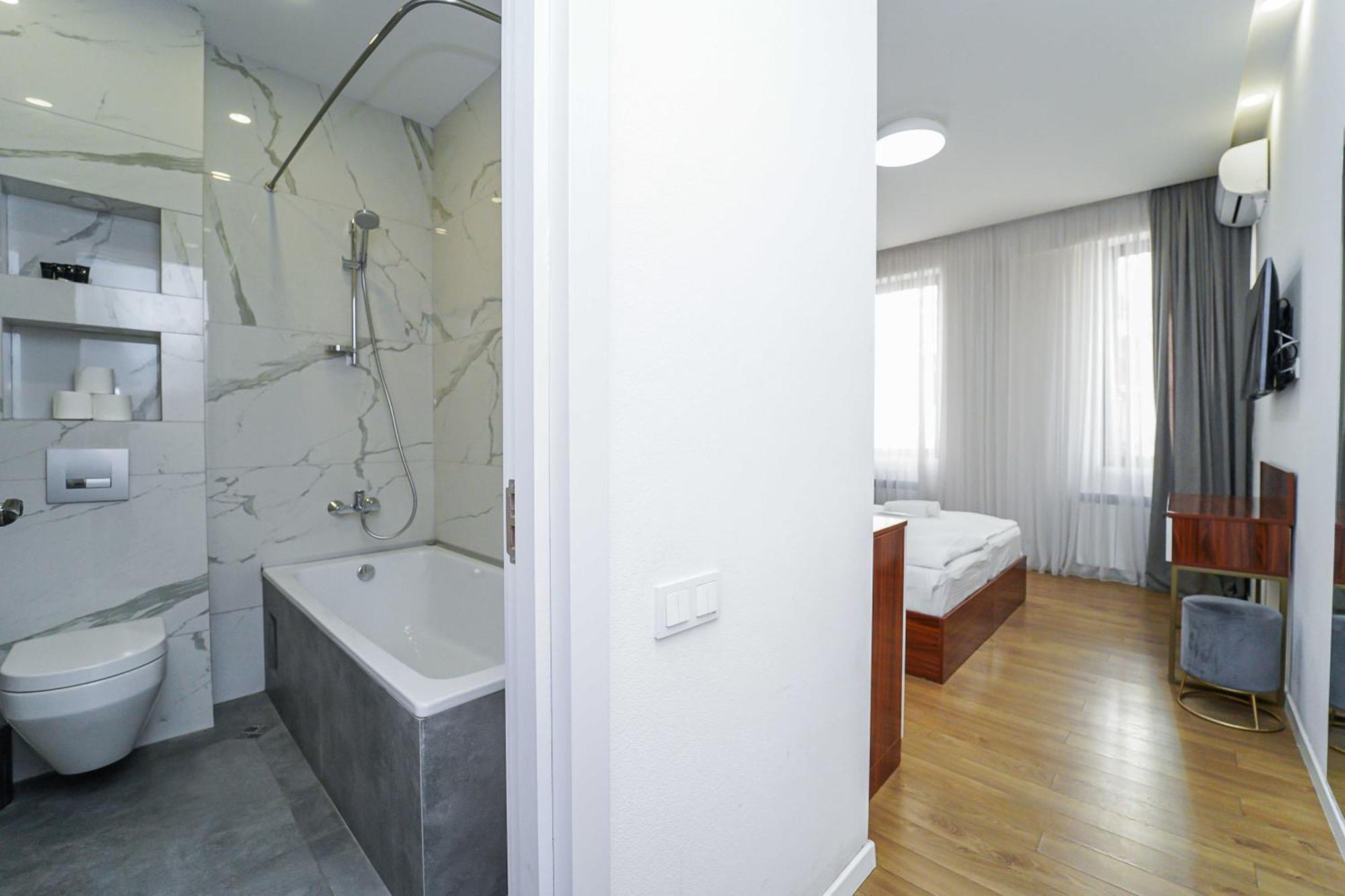 Hotel Type Rooms On Avenue Melikishvili, City Center 第比利斯 外观 照片